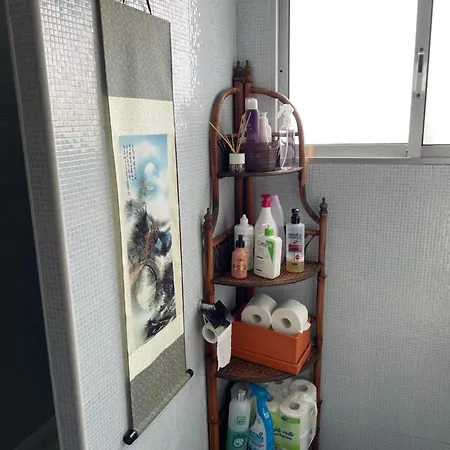 ホームステイ Nankurunaisa